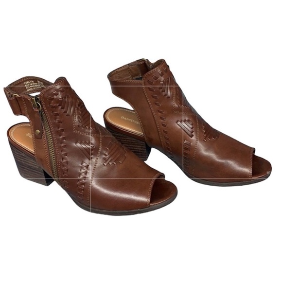 BareTraps Shoes - Baretraps Ivalyn Auburn Open Toe Sandals